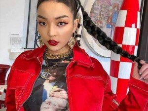 广东女 rapper 独特嗓音，唱响流行与嘻哈的完美融合